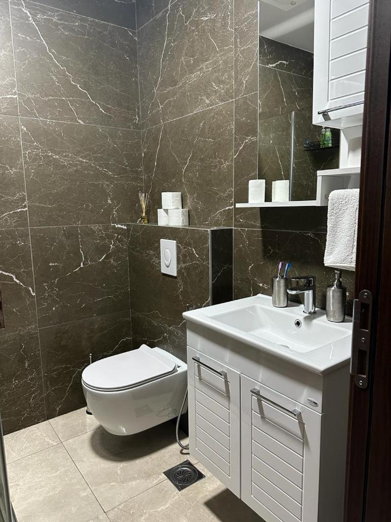 Nejra Apartment Ulcinj Exterior foto
